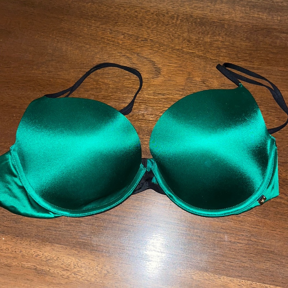 Victorias Secret Bra - 36D